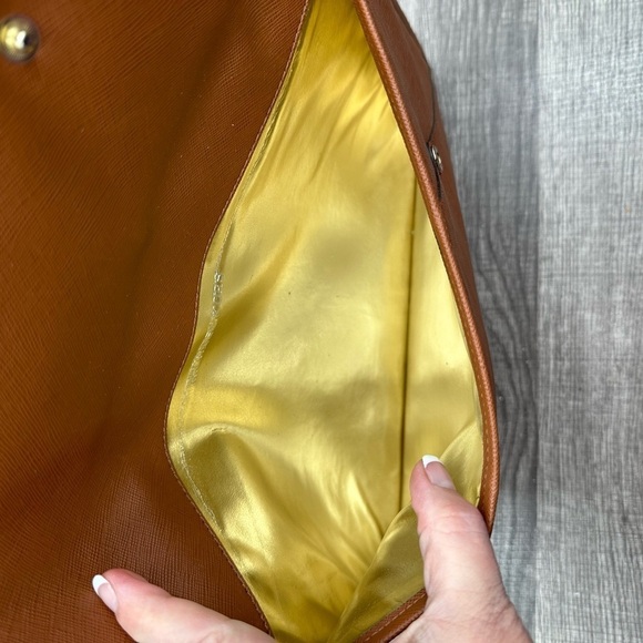 MICHEAL KORS faux leather snap designer Ipad or woman quiet luxury trendy Clutch - Picture 4 of 9